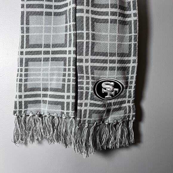 San Francisco 49ers Scarf WEAR by Erin Andrews Plaid Gray Fringe NFL One Size - Picture 5 of 5